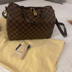 Authentic Louis Vuitton Speedy 30 Crossover body